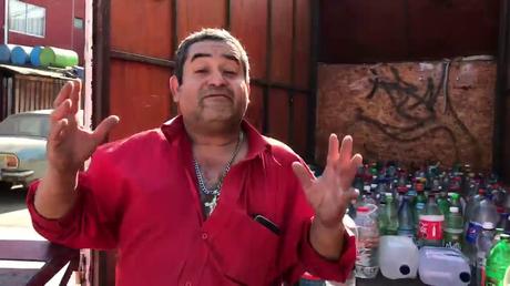 Vecinos de Quilicura crean campaña para ayudar a los animales que necesitan agua tras sequía Vecinos de Quilicura crean campaña para ayudar a los animales que necesitan agua tras sequía