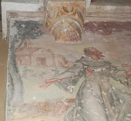 Imagen del mes: Pinturas al falso fresco de los retablos laterales de la Iglesia de la Asunción de Hinojal