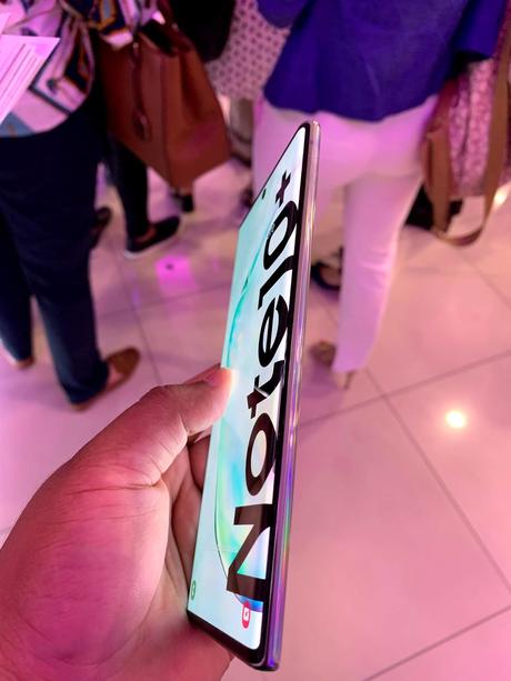 Samsung y Claro presentan el Galaxy Note10 y 10+ en Ecuador