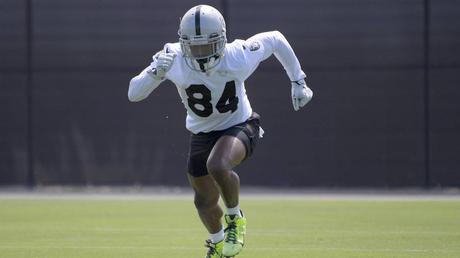 Antonio Brown le pide a los Raiders que lo corten