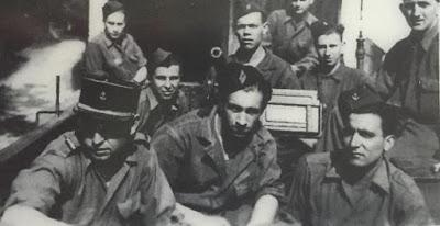 republicanos españoles Nueve