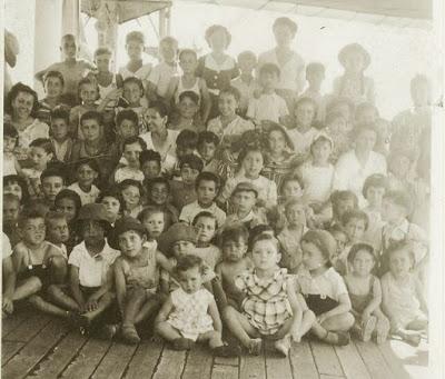 republicanos españoles Nueve