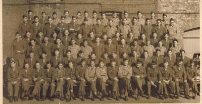 republicanos españoles Nueve