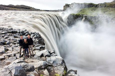 ▷ Cómo visitar las cascadas Dettifoss y Selfoss en Islandia Photographing-Dettifoss.jpg.optimal ▷ Cómo visitar las cascadas Dettifoss y Selfoss en Islandia