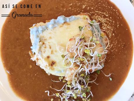 Lasaña de marisco con salsa de gambas Lasaña de marisco con salsa de gambas