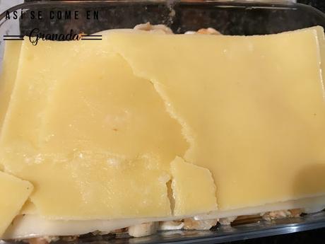 Lasaña de marisco con salsa de gambas Lasaña de marisco con salsa de gambas