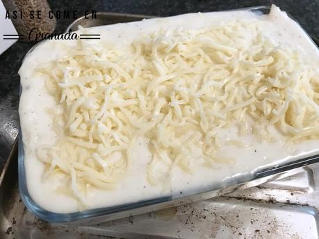 Lasaña de marisco con salsa de gambas Lasaña de marisco con salsa de gambas