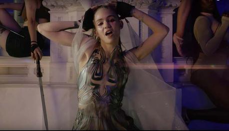 Nuevo vídeo de Grimes