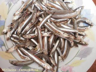 CAZUELA DE MANOJITOS DE BOQUERONES VITORIANOS CON TOMATE FRITO