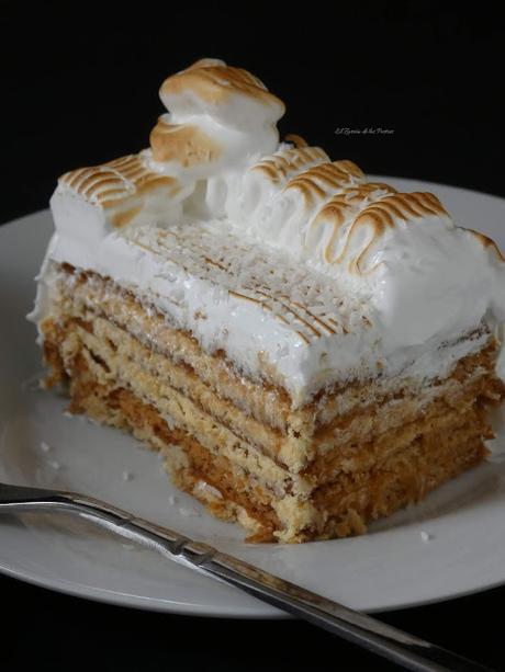 Tarta de Galletas Coco y Merengue