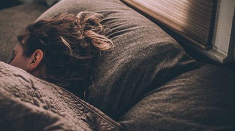 Estudio reveló que personas que hacen siesta tiene menos riesgo de sufrir un infarto