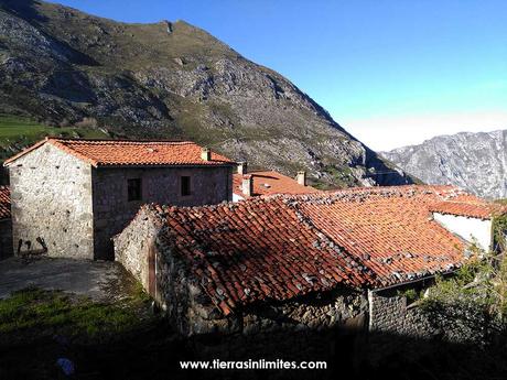 El desfiladero de La Hermida y el mirador de Santa Catalina