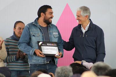 PONE EN MARCHA ALFREDO DEL MAZO PROGRAMA HECHO EN EDOMÉX, PARA FORTALECER LA PRODUCCIÓN DE ARTESANÍAS MEXIQUENSES