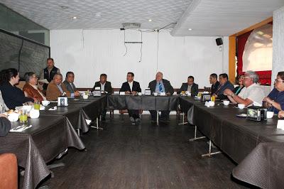 PLANTEA GEM UN FRENTE SÓLIDO CON EMPRESARIOS