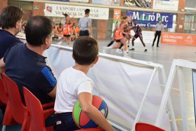 Galería de escenas del AE Boet Mataró-Bàsquet Femení Sant Adrià (fase previa de la Lliga Catalana de Liga Femenina 2) Galería de escenas del AE Boet Mataró-Bàsquet Femení Sant Adrià (fase previa de la Lliga Catalana de Liga Femenina 2)