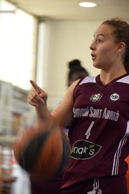 Galería de escenas del AE Boet Mataró-Bàsquet Femení Sant Adrià (fase previa de la Lliga Catalana de Liga Femenina 2) Galería de escenas del AE Boet Mataró-Bàsquet Femení Sant Adrià (fase previa de la Lliga Catalana de Liga Femenina 2)