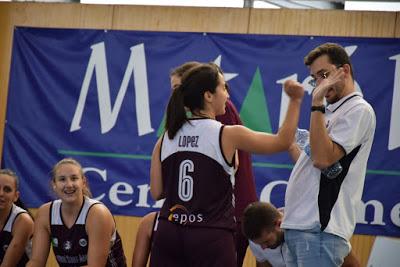 Galería de escenas del AE Boet Mataró-Bàsquet Femení Sant Adrià (fase previa de la Lliga Catalana de Liga Femenina 2) Galería de escenas del AE Boet Mataró-Bàsquet Femení Sant Adrià (fase previa de la Lliga Catalana de Liga Femenina 2)