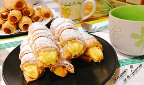 CANUTILLOS RELLENOS CON CREMA DE MELOCOTÓN