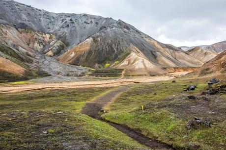 Hiking-Trail-1.jpg.optimal ▷ Cómo ir de excursión al monte. Blahnúkúr (el Pico Azul) en Landmannalaugar, Islandia