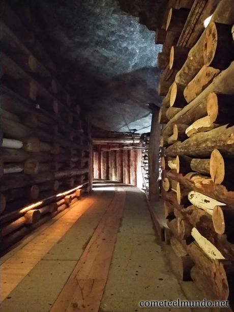 Minas de sal de Cracovia – Wieliczka (¡Te lo explicamos todo!) galeria-de-las-minas-de-wieliczka Minas de sal de Cracovia – Wieliczka (¡Te lo explicamos todo!)