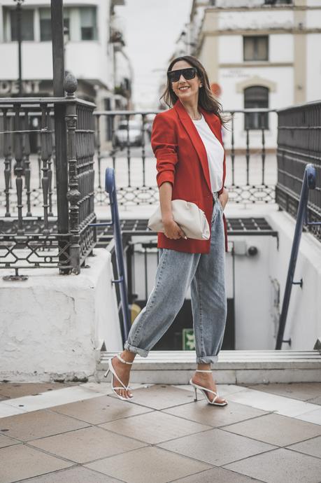 RED BLAZER + BOTTEGA VENETA SANDALS