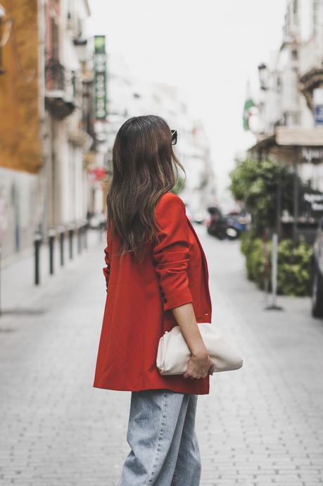 RED BLAZER + BOTTEGA VENETA SANDALS