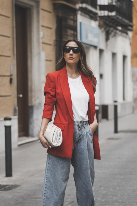 RED BLAZER + BOTTEGA VENETA SANDALS