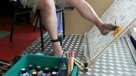 Cómo pintar con los pies cambia tu cerebro