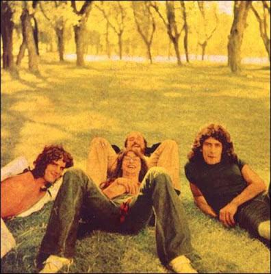 Qué Solo Y Triste Voy A Estar...