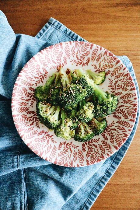 Cómo preparar brócoli al vapor estilo oriental