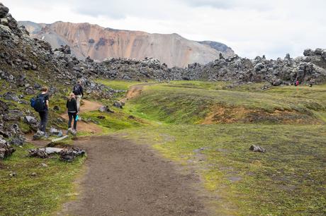 ▷ Caminata por el Loop Blahnúkúr Brennisteinsalda, Landmannalaugar, Islandia Yellow-Trail-Laugahraun.jpg.optimal ▷ Caminata por el Loop Blahnúkúr Brennisteinsalda, Landmannalaugar, Islandia