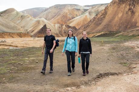 ▷ Caminata por el Loop Blahnúkúr Brennisteinsalda, Landmannalaugar, Islandia Through-the-Riverbed.jpg.optimal ▷ Caminata por el Loop Blahnúkúr Brennisteinsalda, Landmannalaugar, Islandia