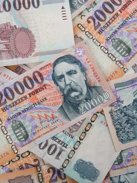 hungarian-forint-money ▷ 10 consejos para tu primer viaje a Budapest