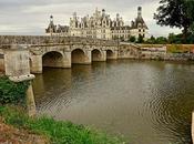 Río, puente castillo