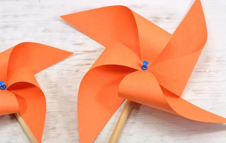 10 Manualidades fáciles para niños que solo necesitan folios, pegamento y tijeras 10 Manualidades fáciles para niños que solo necesitan folios, pegamento y tijeras