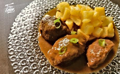 Carrilleras al vino tinto