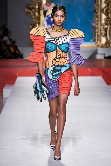 Moschino se inspira en España para su colección Primavera Verano 2020