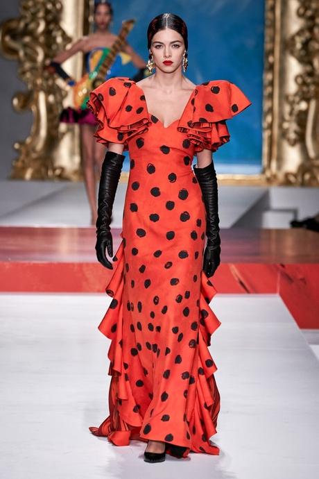 Moschino se inspira en España para su colección Primavera Verano 2020