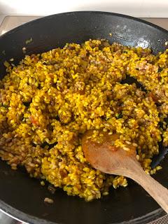 PIMIENTOS RELLENOS DE ARROZ Y VERDURAS PIMIENTOS RELLENOS DE ARROZ Y VERDURAS