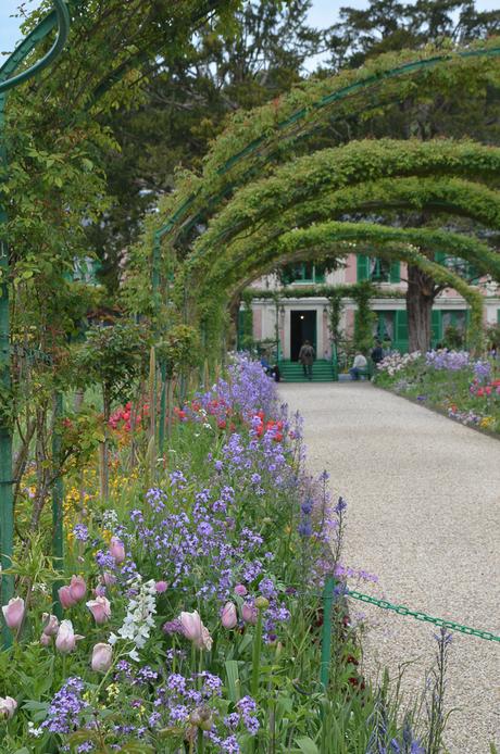 Primavera en Giverny: los jardines de Monet y la más maravillosa explosión de flores y colores