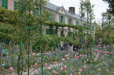 Primavera en Giverny: los jardines de Monet y la más maravillosa explosión de flores y colores