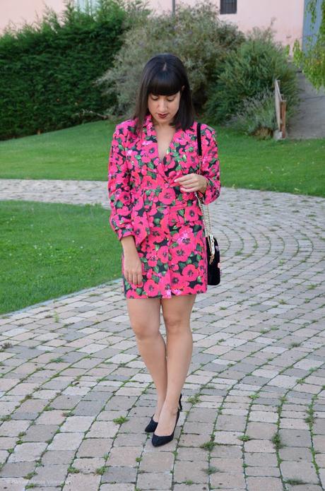 Vestido-blazer fucsia de flores