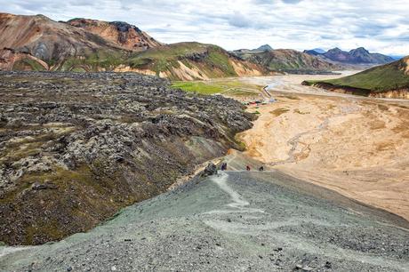 Landmannalaugar-from-Blahnukur.jpg.optimal ▷ La guía esencial de Landmannalaugar para visitantes por primera vez