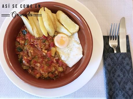 Pisto manchego con huevo