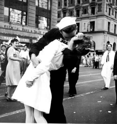 Historia de una imagen: El beso de Times Square