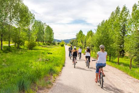 bike-riding-Snowmass-Rio-Grande-trail-1 ▷ Comenta sobre Una visita a Snowmass, Colorado por WINTER VACATIONS | El | Holturkey