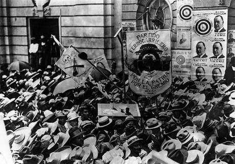 Explosión demográfica, migración interna, demanda de servicios y contaminación Obreros del gremio de trabajadores en el porfirismo