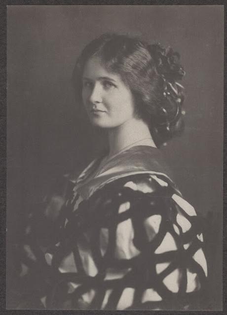 Una recomendación: Fresas Silvestres de  ANGELA THIRKELL