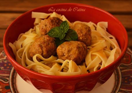 Albóndigas con pasta