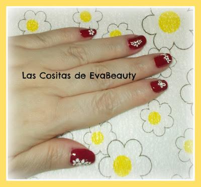 Manicura Masglo con decoracion floral pegatinas uñas nailart nails